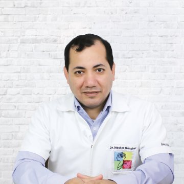 Dr. Néstor Sánchez